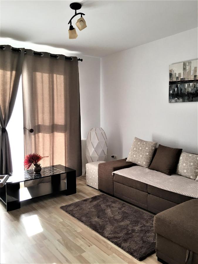Luxury Mountain View Apartment *